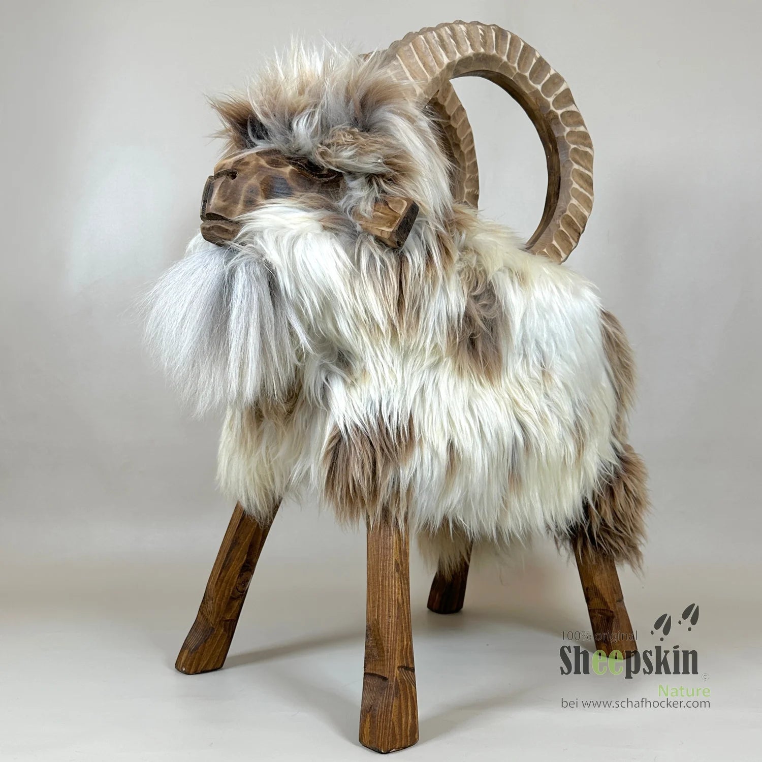 Premium Sheepskin Tierhocker Schafhocker Berti Steinbock weiß limited