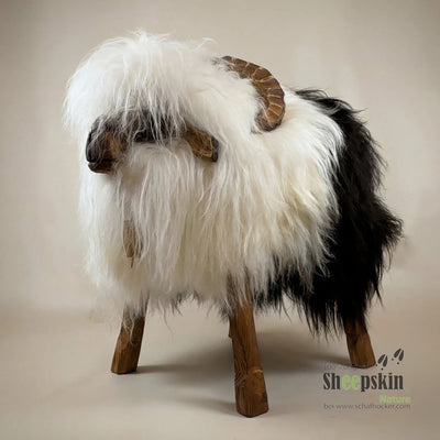 Premium Design Schafhocker Tierhocker Mufflon Seppl Island weiß schwarz – Schafhocker Mufflon von Sheepskin Nature© jetzt kau