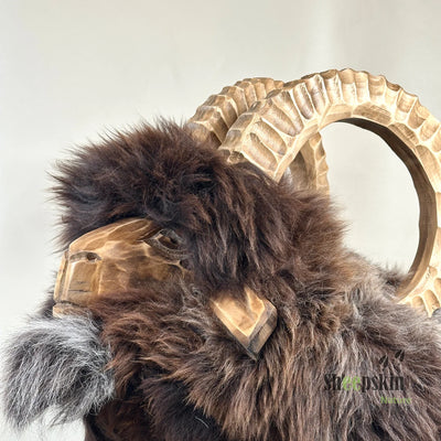 Premium Design Schafhocker Einzelstück Balboa der Steinbock braun