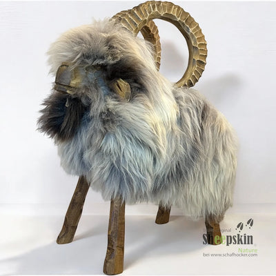 Sheepskin Premium Schafhocker Ferdinand der Steinbock greige limited