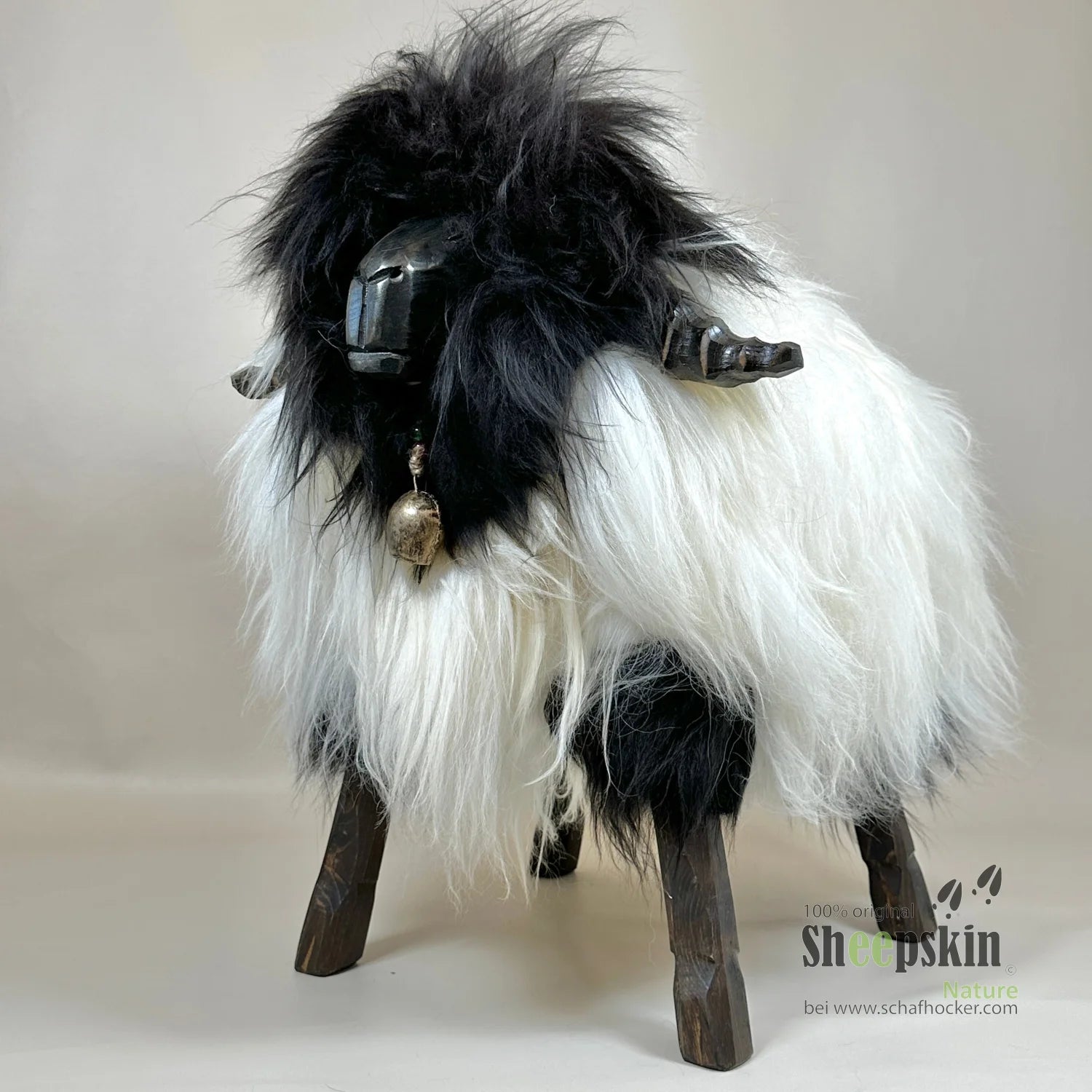 Premium Design Tierhocker ➤ Schafhocker ➳ Jolo das Walliser