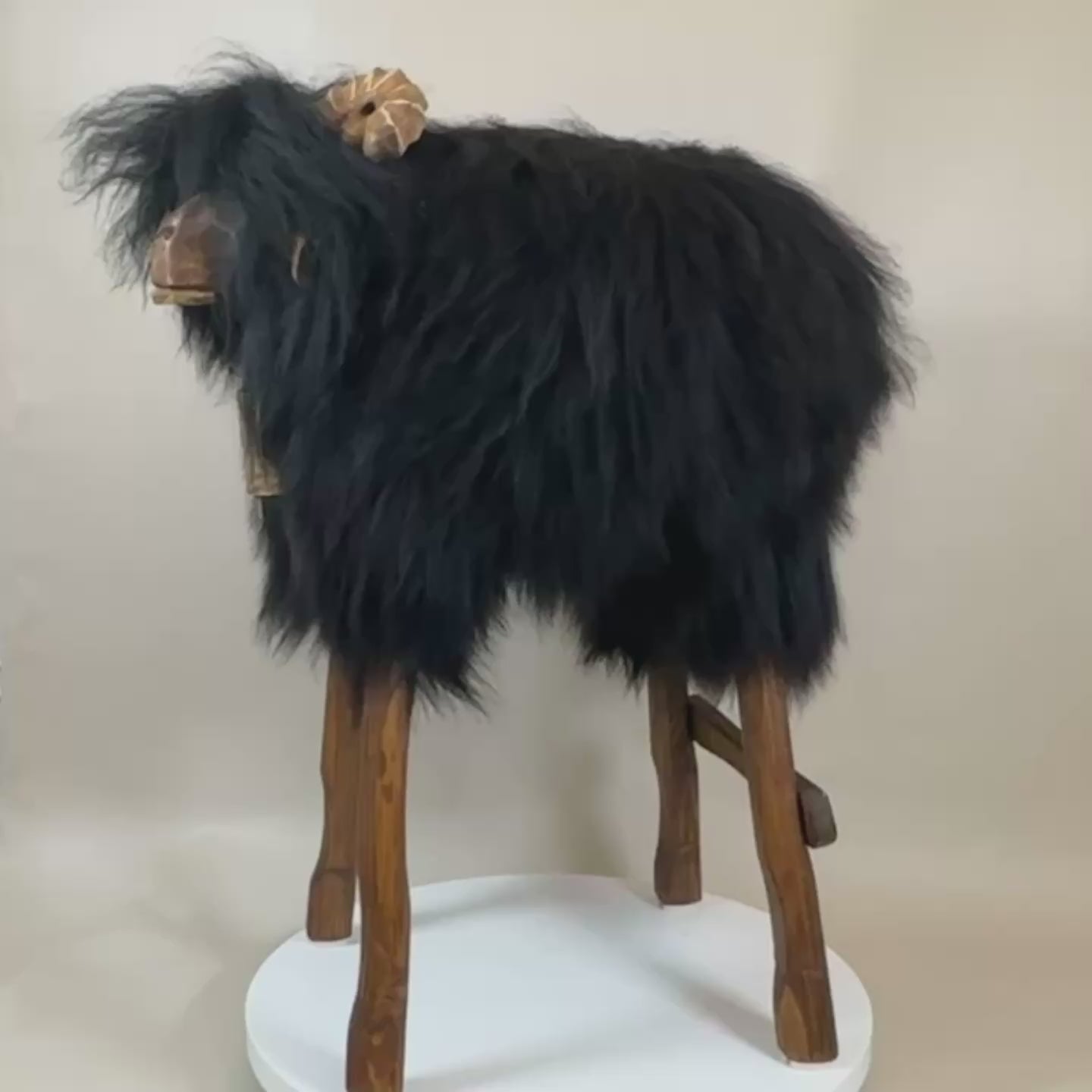 Design bar stool animal stool sheep stool "Joe" the wild Bua Island black