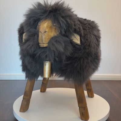 Premium Design Tierhocker Schafhocker »Michi« das coole Madl anthrazit