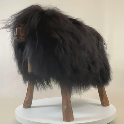 Premium Design Tierhocker Schafhocker »Anna« das wilde Madl schwarz braun
