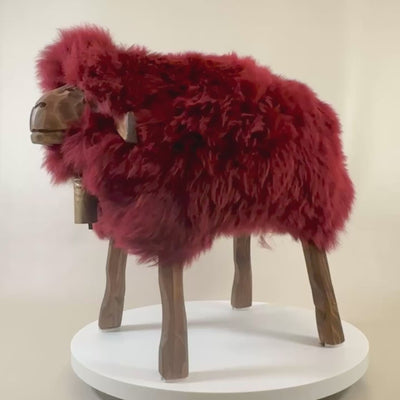 Premium Design Tierhocker Schafhocker »Charlotte« das fesche Madl weinrot