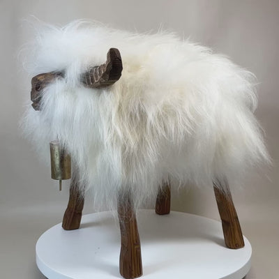 Premium Design Tierhocker »Wolli« Hochlandrind- Kuh- Stierhocker Island weiß