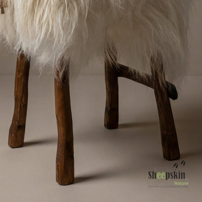 Barhocker Bua Ferdl, mit Islandfell in Weiss – Produktansicht 3