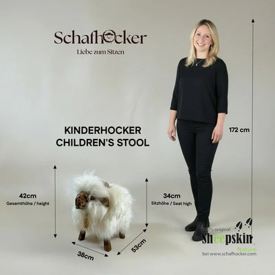 Kinderhocker Bua, mit deutschem Schaffell – Produktansicht 3