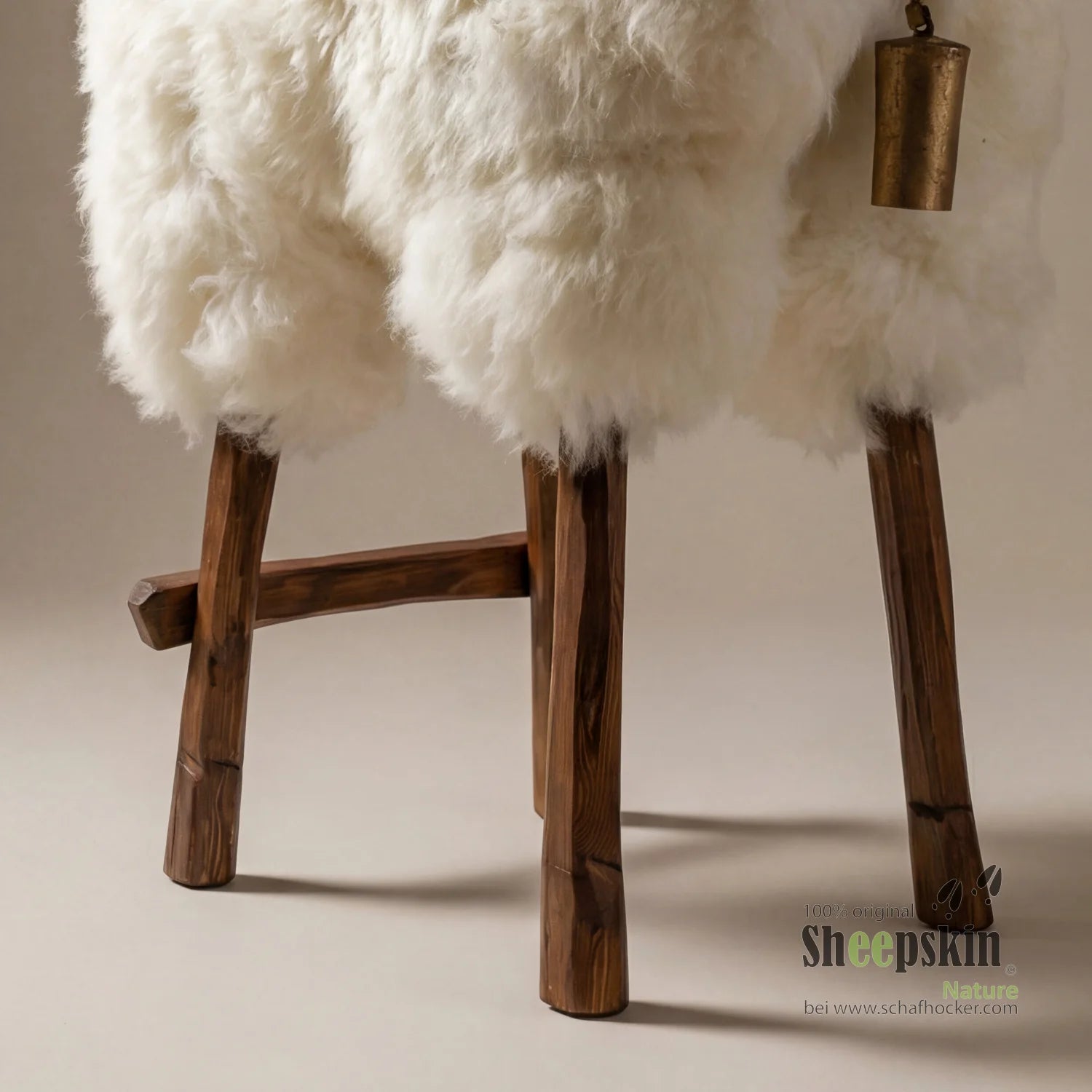 »Sepp« Sheepskin Stool made from genuine German sheepskin – White