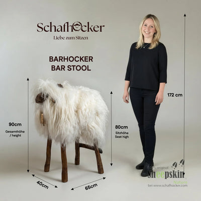 Barhocker Madl Berta, mit deutschem Schaffell in Schwarz – Produktansicht 4