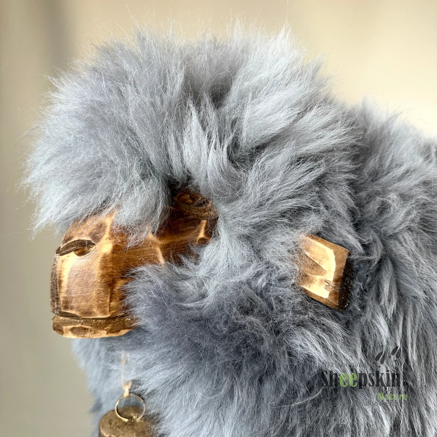 Ram Sheepskin Stool »Sterling« made from genuine German sheepskin – Silver-gray