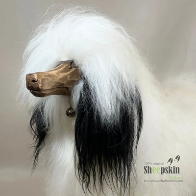 Nahaufnahme Tierhocker Hund »Bello« Islandfell weiß Hocker Fellbank Tiermöbel Design